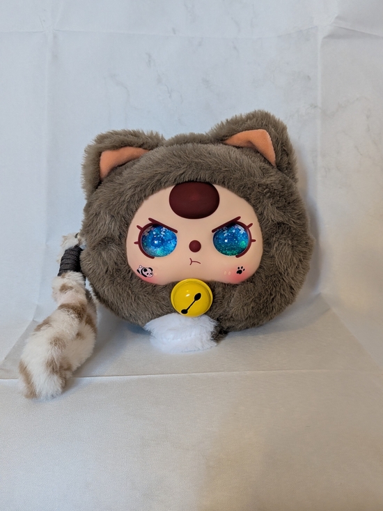 Accessories - Baby Three Fortune Cat Plush Pouch - Brown Cat (confirmed)